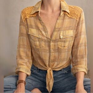 American Rag Yellow Boho Crocheted Tie Crop Waist Blouse Size Medium